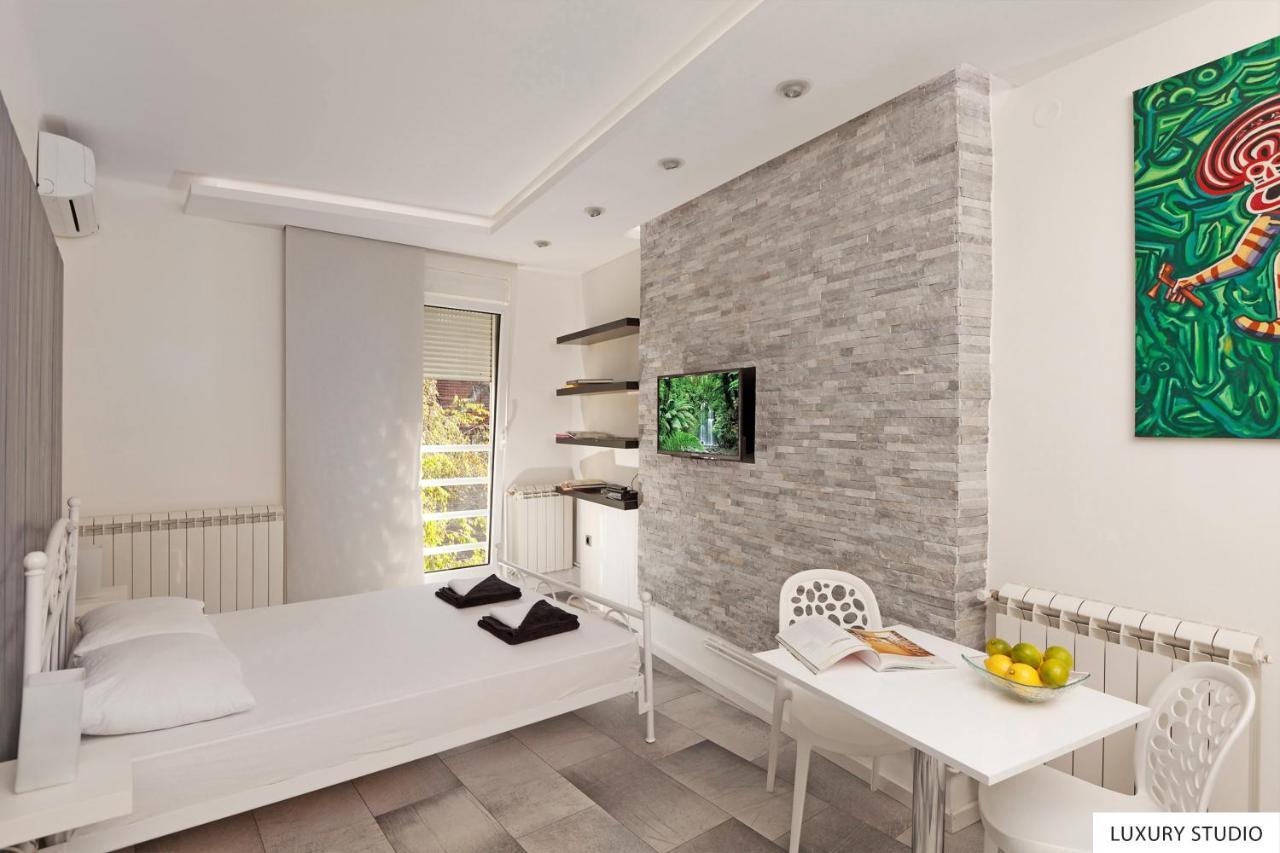 Downtown Belgrade Apartments Esterno foto